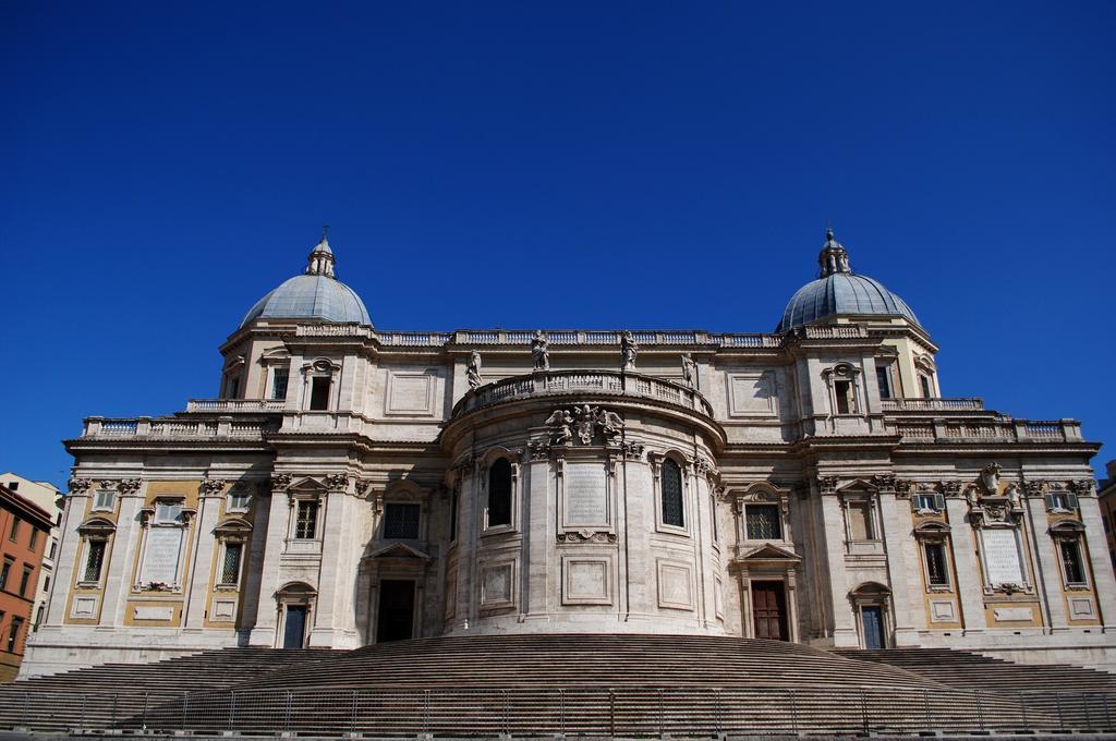 Le Poesie Di Roma Acomodação com café da manhã Exterior foto